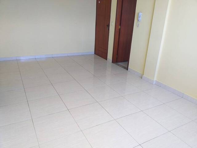 #284 - Apartamento para Venda em São Pedro da Aldeia - RJ