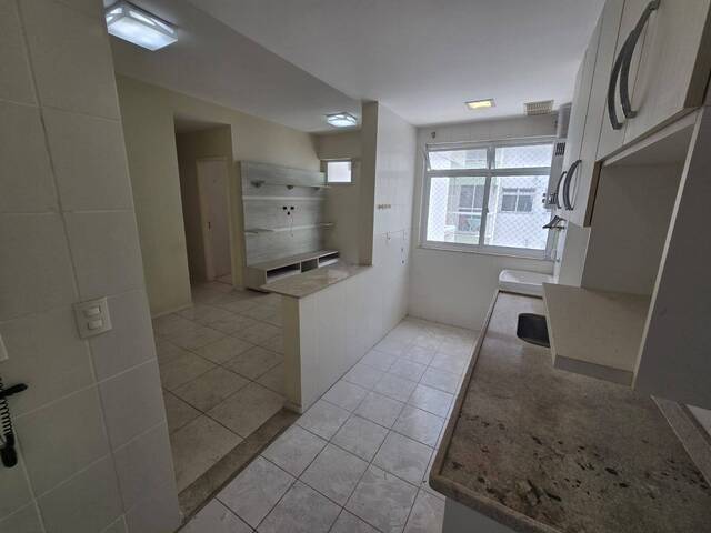 #285 - Apartamento para Locação em Cabo Frio - RJ
