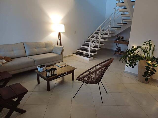 #298 - Casa para Locação em São Pedro da Aldeia - RJ - 2