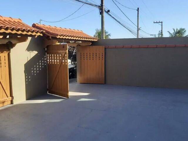 Casa para Venda em São Pedro da Aldeia - 2