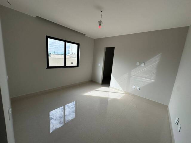 Casa para Venda em São Pedro da Aldeia - 4