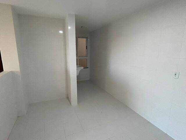 #360 - Apartamento para Venda em São Pedro da Aldeia - RJ - 2