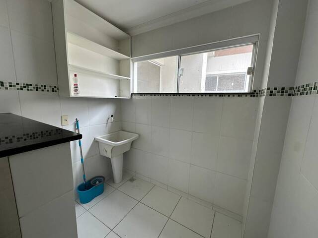 #388 - Apartamento para Venda em São Pedro da Aldeia - RJ - 2