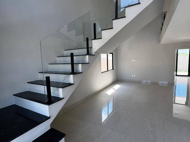 Casa para Venda em São Pedro da Aldeia - 3