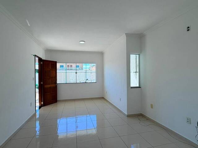 #460 - Apartamento para Locação em São Pedro da Aldeia - RJ - 2