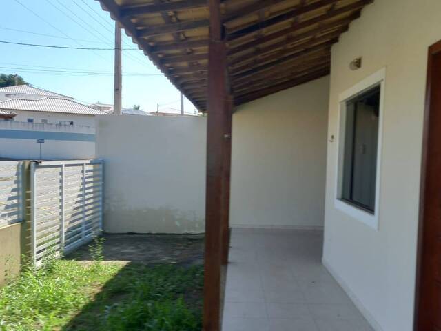 #494 - Casa em condomínio para Locação em São Pedro da Aldeia - RJ